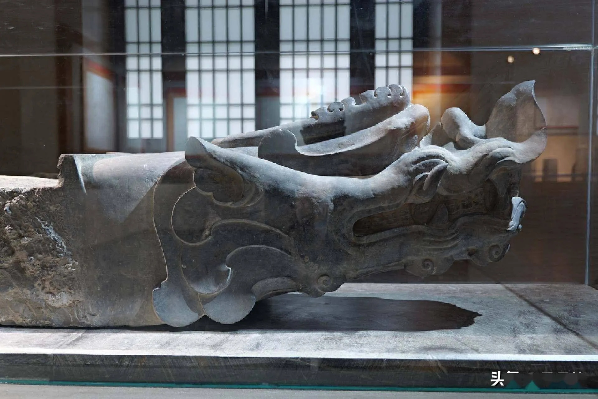 邺城博物馆东汉青石螭首建筑构件雕刻细节清晰_1