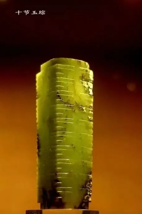 成都金沙遗址博物馆藏十节玉琮细节展示_1