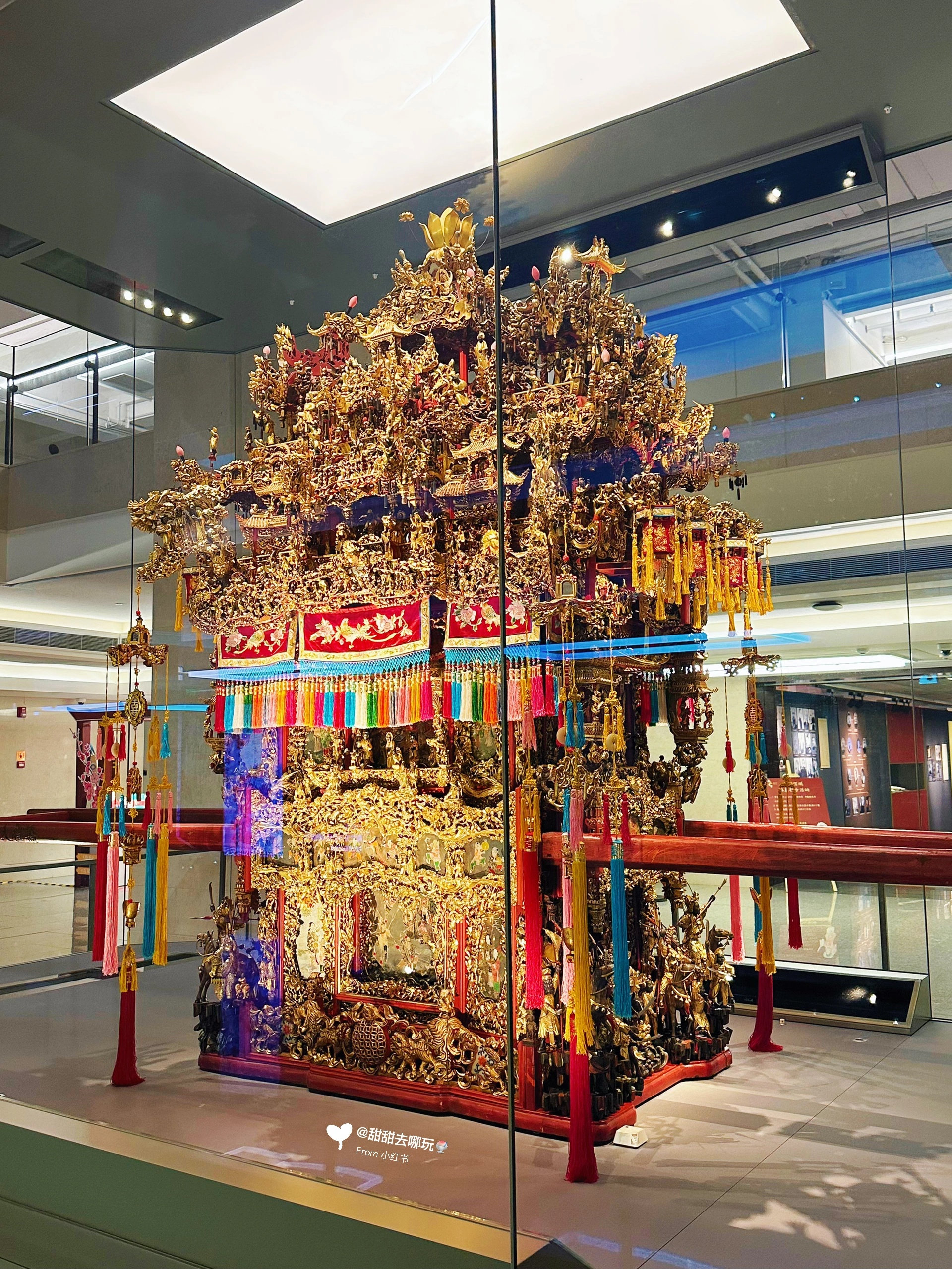 上海城市历史发展陈列馆百子大礼轿华美呈现_1