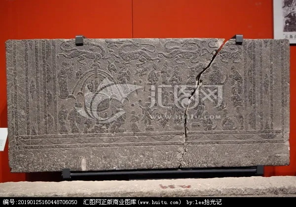 辽上京博物馆伎乐画像石展现十一人乐舞宴饮场景_1