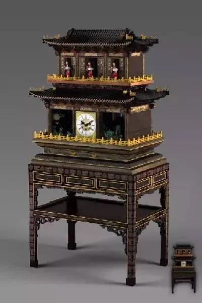 故宫博物院藏黑漆彩绘楼阁群仙祝寿钟全景_1