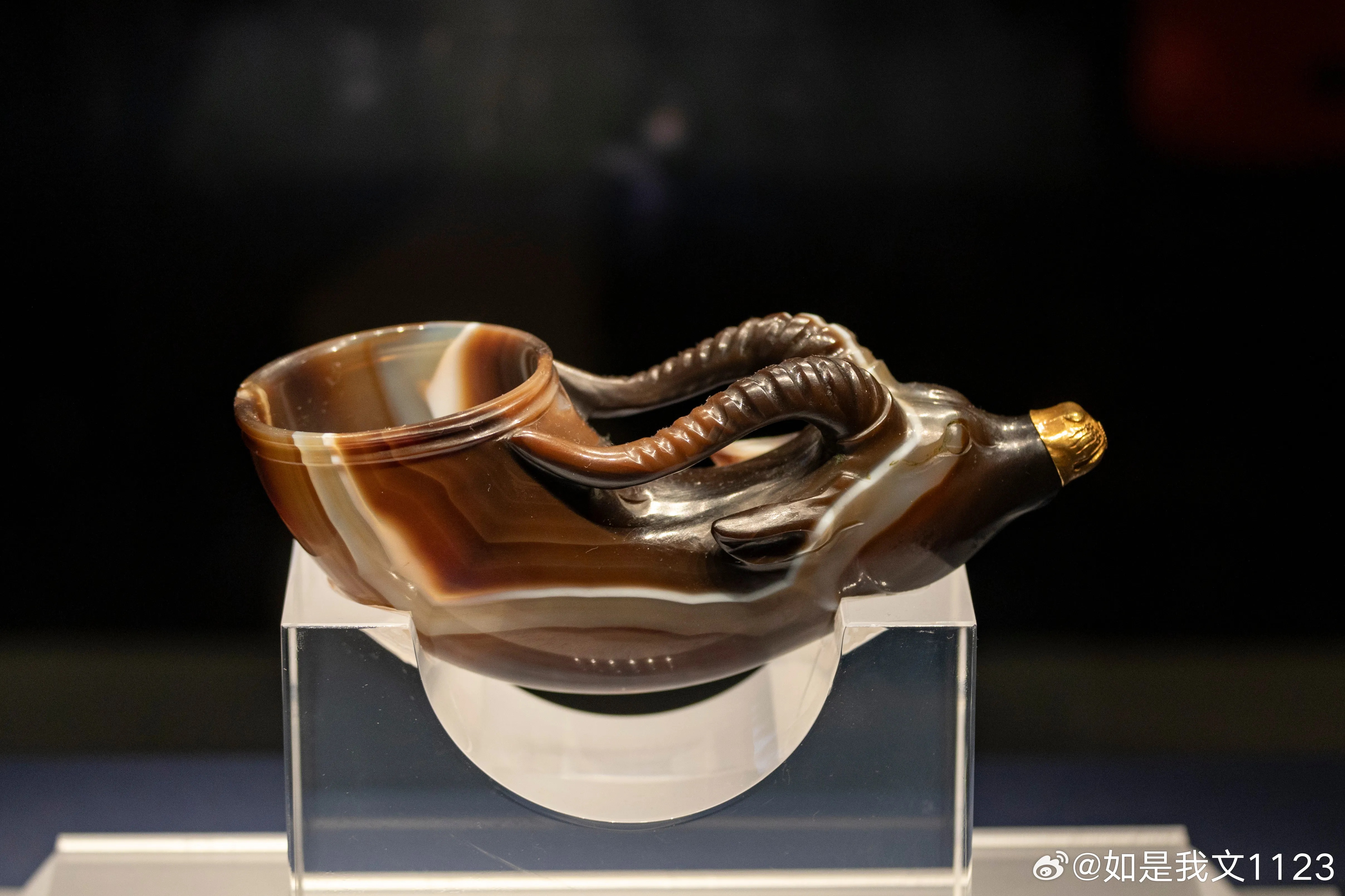 陕西历史博物馆藏镶金兽首玛瑙杯全景_1